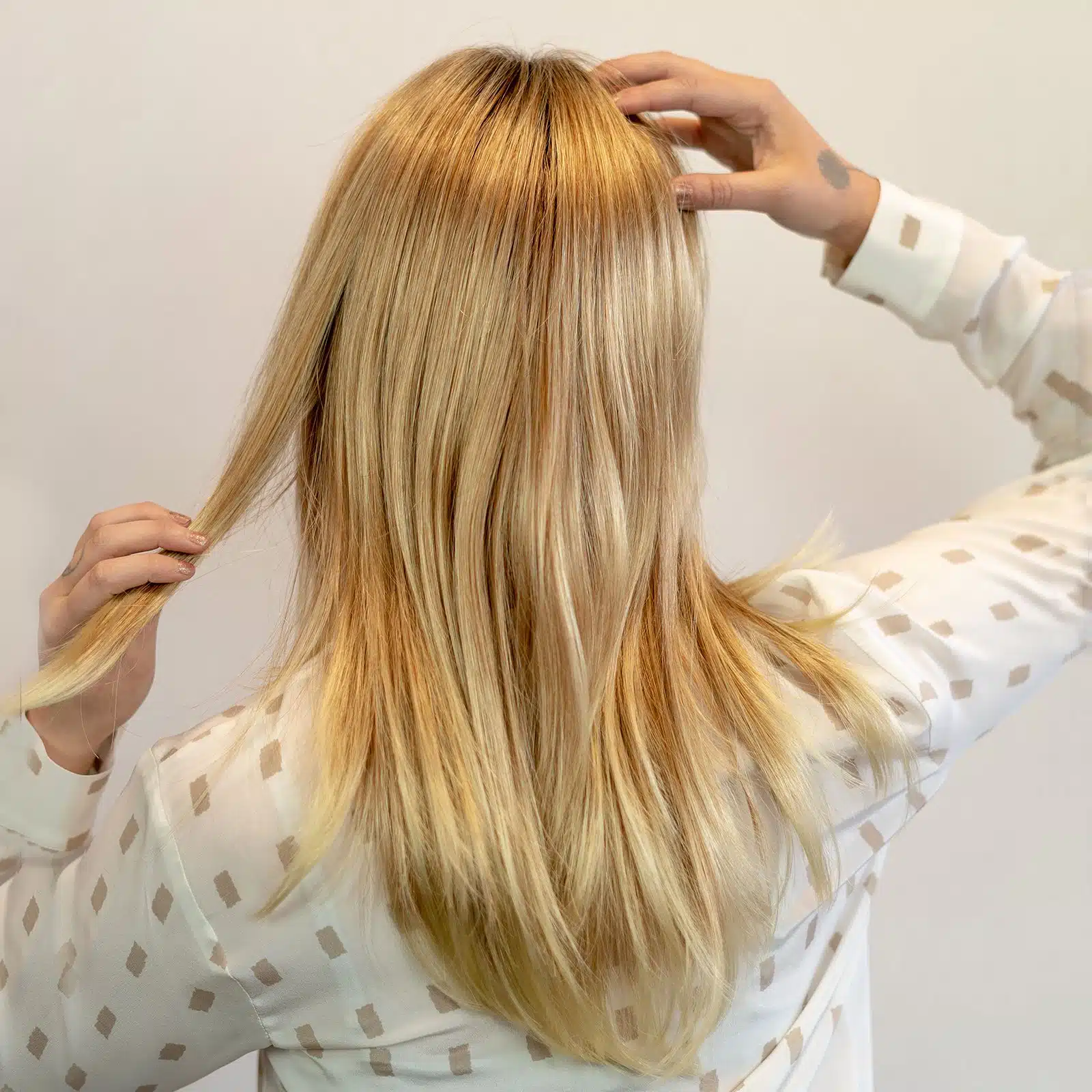 Alessandra Wig by Jon Renau in 22T613S8 | Shaded Sun Alessandra Wig by Jon Renau