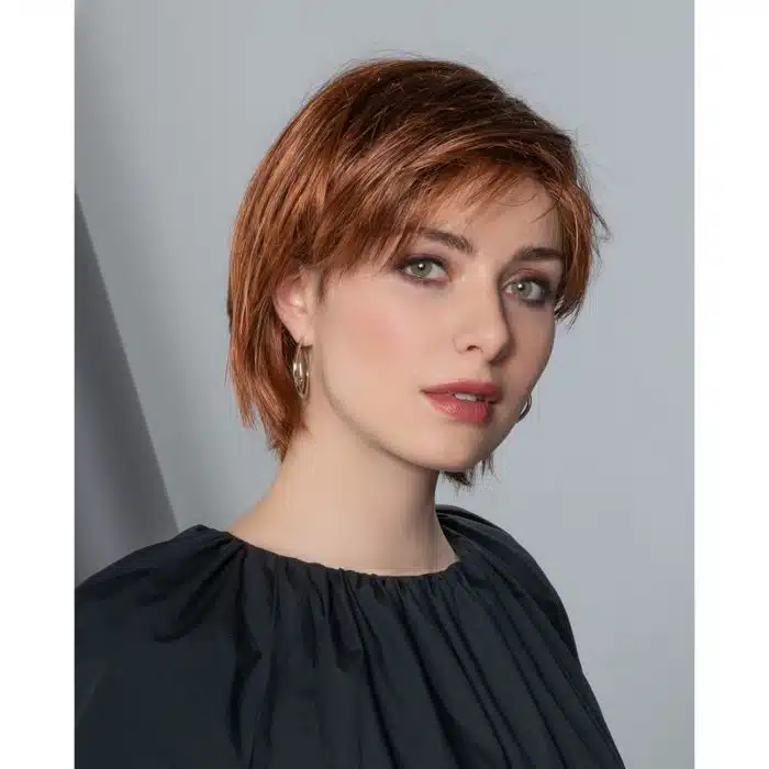 Ava Wig by Ellen Wille | Synthetic Fibre | Short Straight Layered Bob